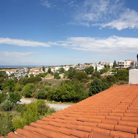 Willa τraditional Fully Detached On A Luxurious Hillock Of With Its Own Garden Also For Family & Wedding Gatherings For 10 To 25 People Only 15 Minutes From Airport